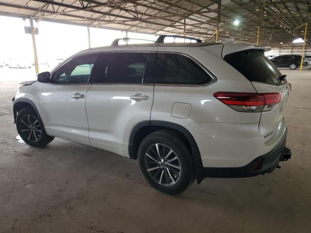 Image 2 of 2018 TOYOTA HIGHLANDER SE 2018 with VIN 5TDJZRFH5JS531401