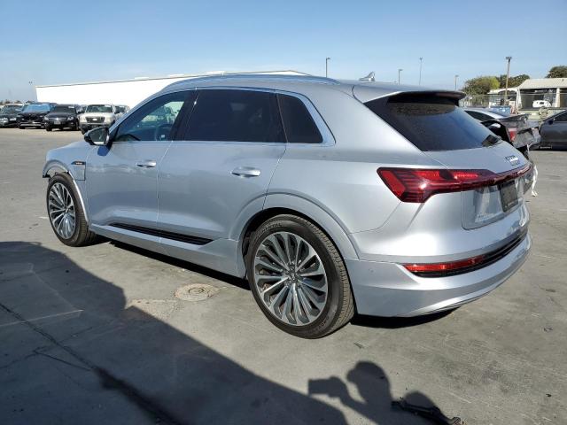 Изображение 2 2019 AUDI E-TRON PRESTIGE 2019 с VIN WA1VABGE8KB010826