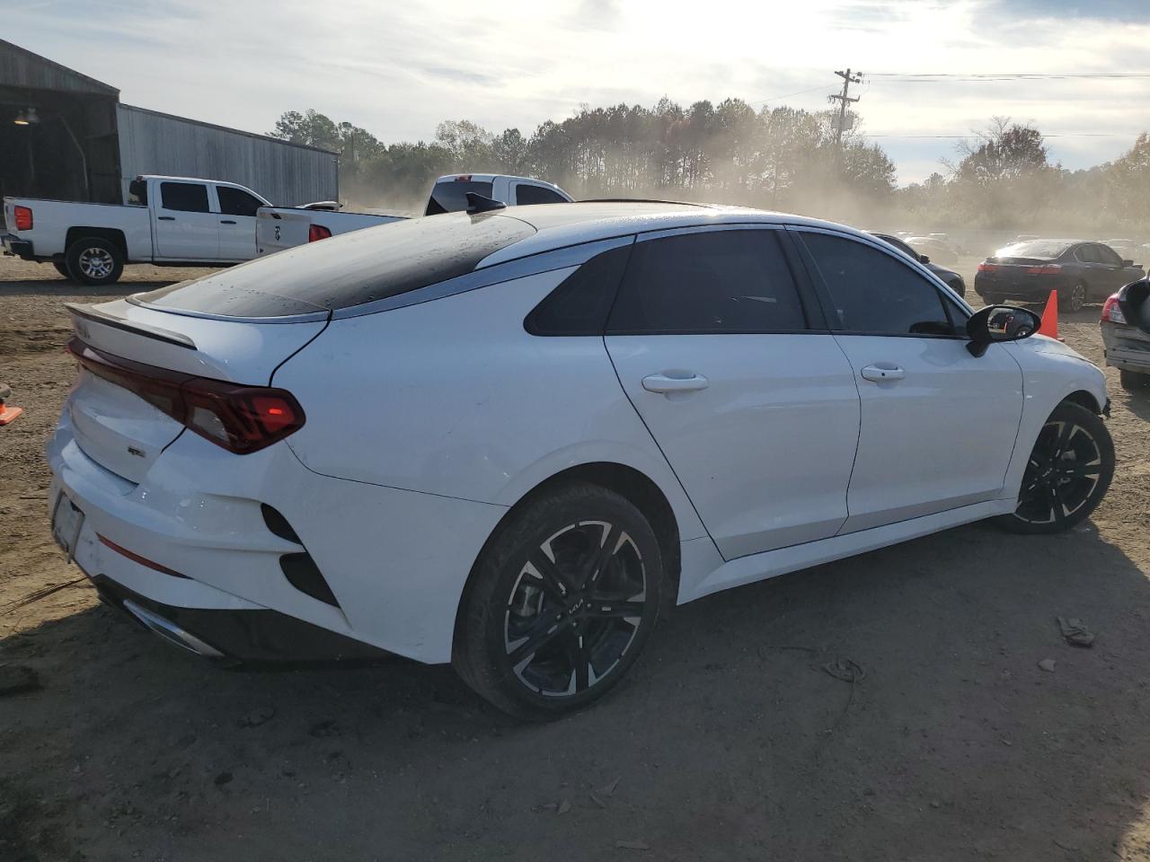 Изображение 3 2023 KIA K5 GT LINE 2023 с VIN 5XXG64J2XPG192184