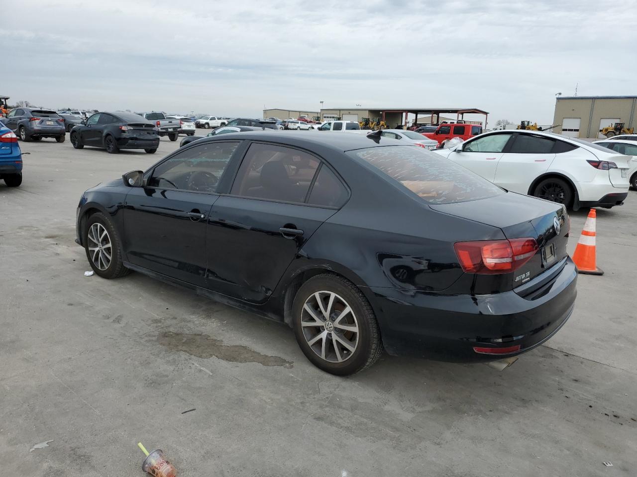 Image 2 of 2016 VOLKSWAGEN JETTA SE 2016 with VIN 3VWB67AJ5GM286066