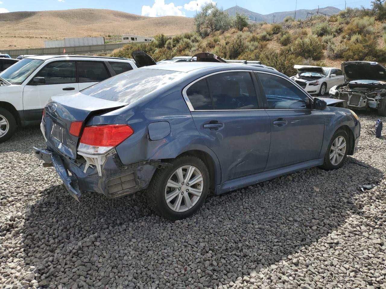 Image 3 of Subaru Legacy 2.5I 2014 with VIN 4S3BMCA64E3024809