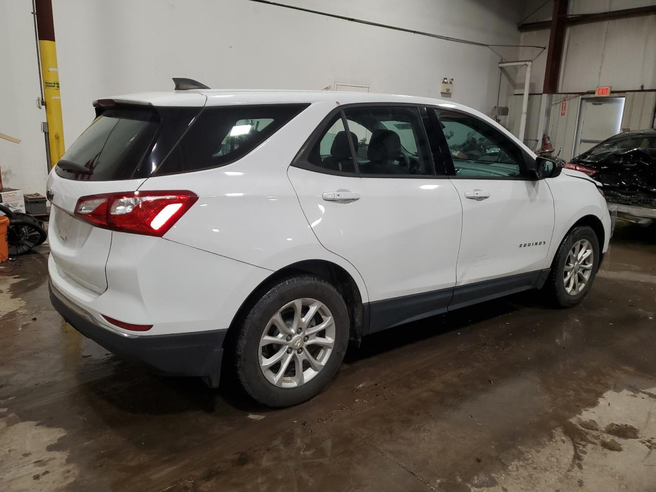 Image 3 of 2018 CHEVROLET EQUINOX LS 2018 with VIN 2GNAXHEV9J6304480