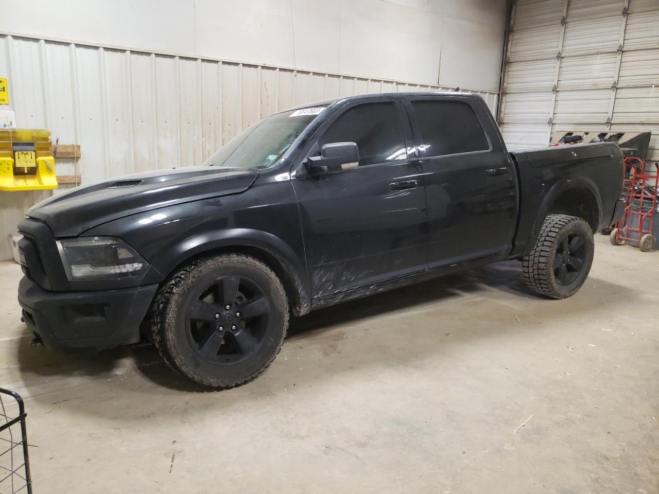 Изображение 1 2018 RAM 1500 REBEL 2018 с VIN 1C6RR7YT6JS209616
