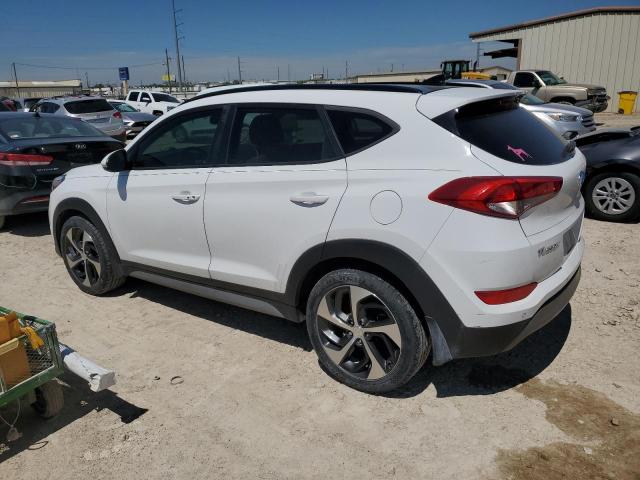 Obraz 2 z 2018 HYUNDAI TUCSON VALUE 2018 z VIN KM8J33A28JU639570