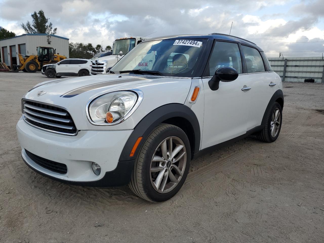 Obraz 1 z 2011 MINI COOPER COUNTRYMAN 2011 z VIN WMWZB3C58BWM00461