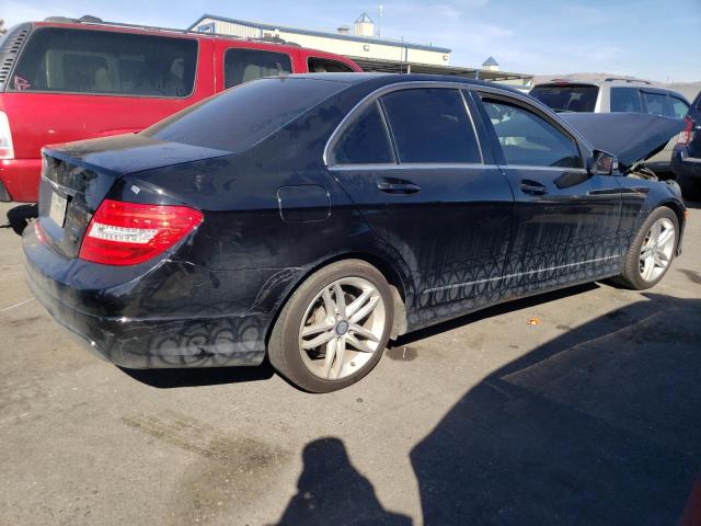 Image 3 of 2014 MERCEDES-BENZ C 250 2014 with VIN WDDGF4HB4EA957524