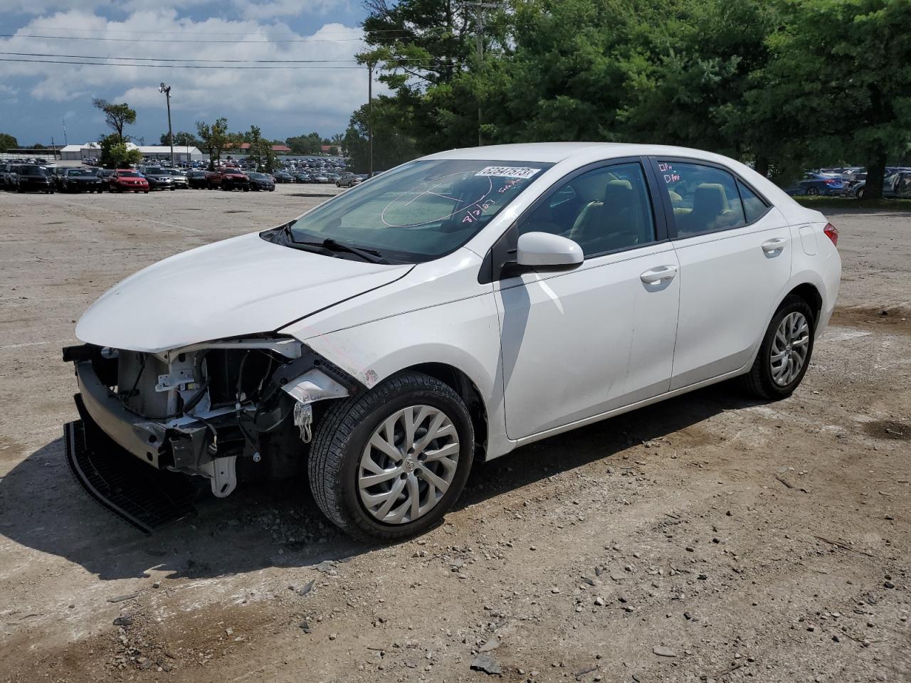Изображение 1 2019 TOYOTA COROLLA L 2019 с VIN 2T1BURHE0KC223391