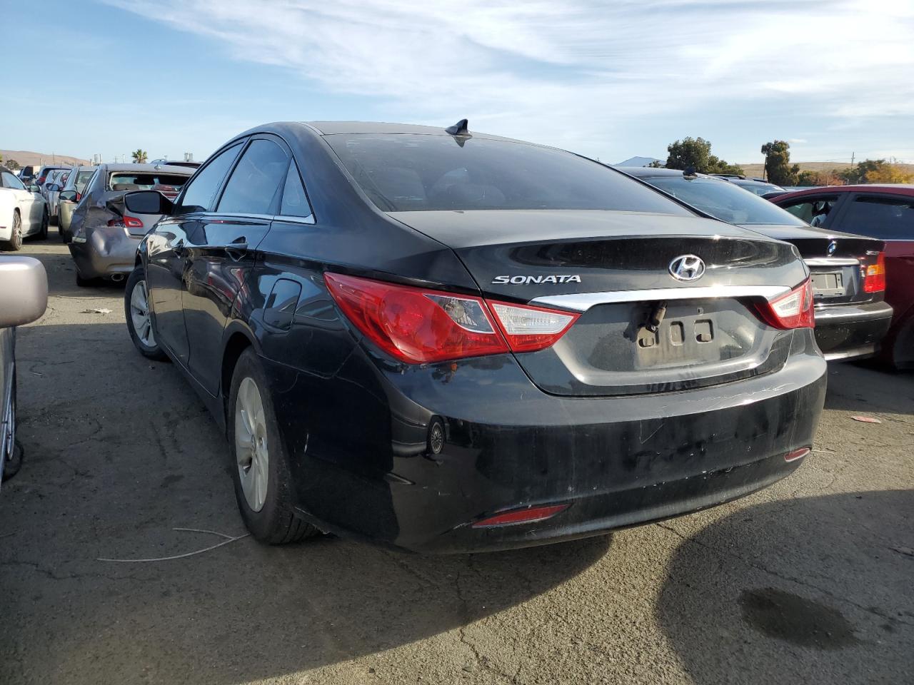 Image 2 of 2012 HYUNDAI SONATA GLS 2012 with VIN 5NPEB4AC1CH320130