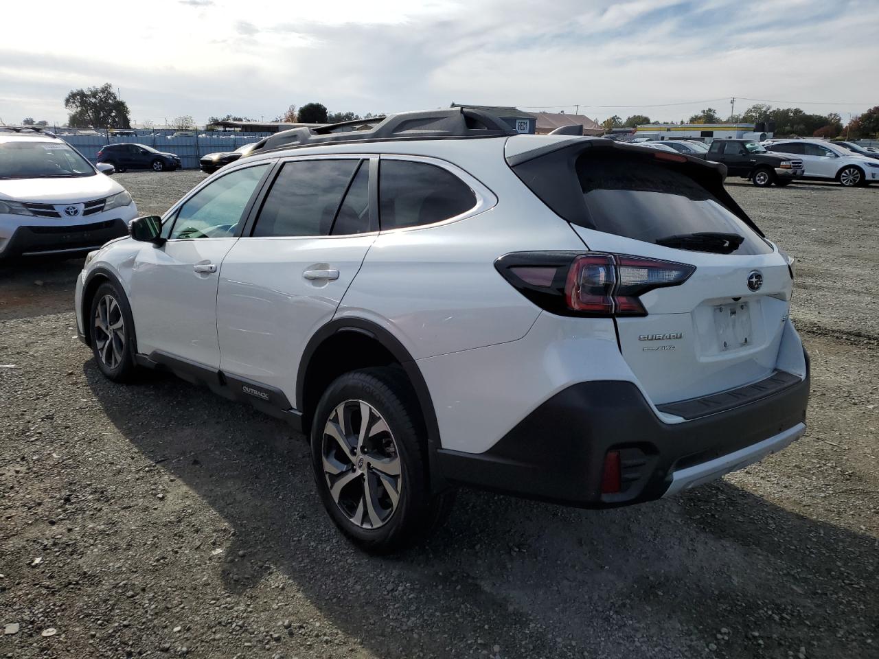Image 2 of 2020 SUBARU OUTBACK LIMITED 2020 with VIN 4S4BTANC2L3236589