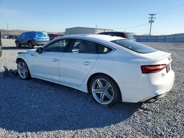 Obraz 2 z 2021 AUDI A5 PREMIUM 45 2021 z VIN WAUDACF55MA044060