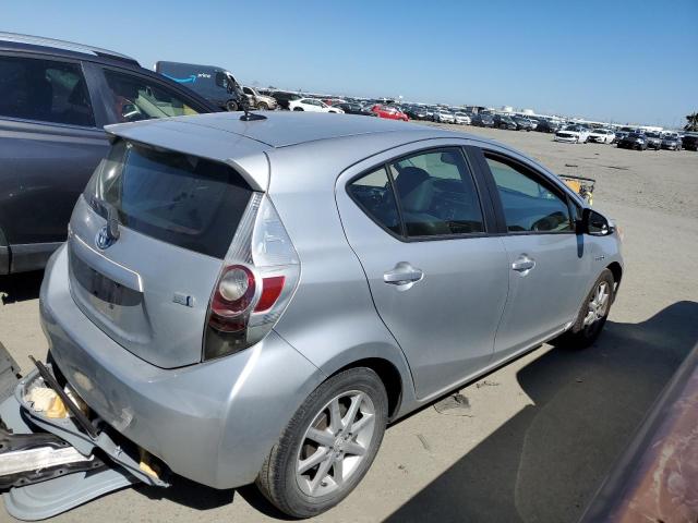 Image 3 of 2013 TOYOTA PRIUS C  2013 with VIN JTDKDTB3XD1040933