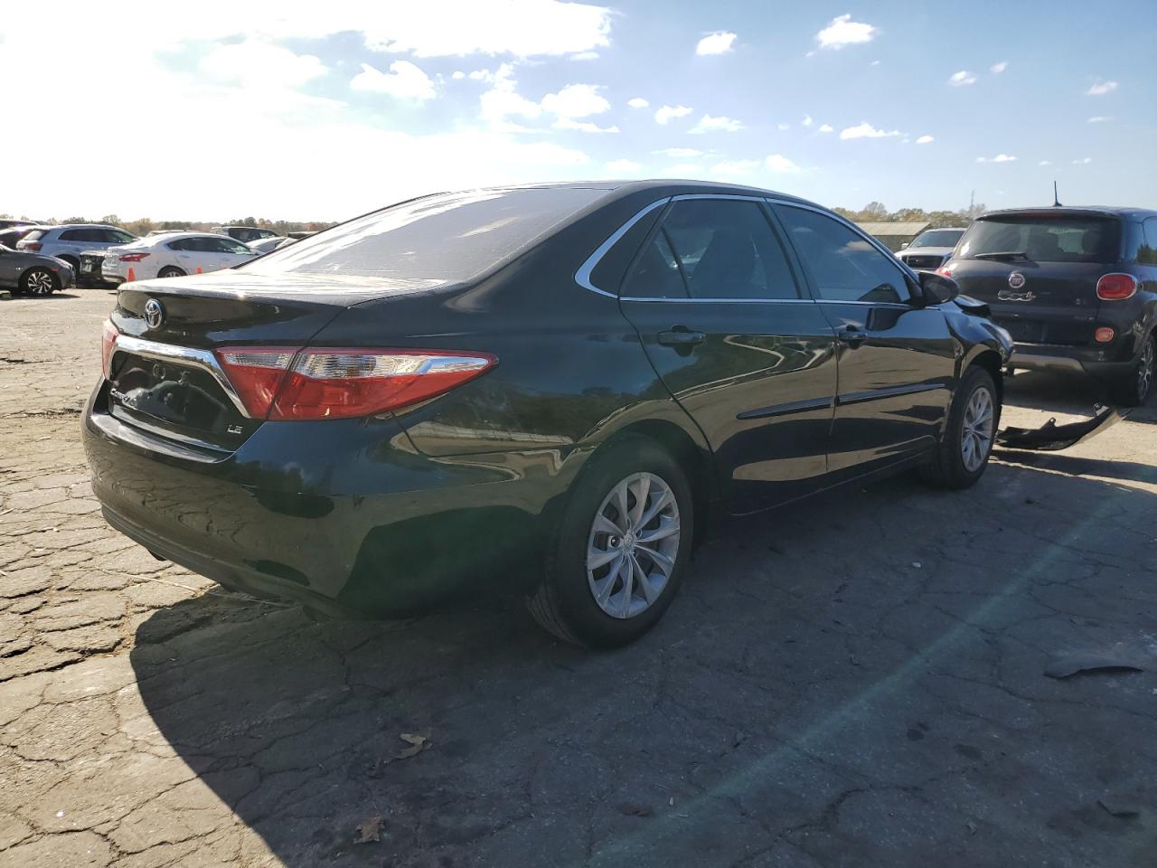 Obraz 3 z 2017 TOYOTA CAMRY LE 2017 z VIN 4T1BF1FK2HU772831
