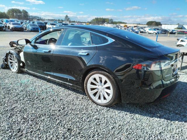 Obraz 2 z 2018 TESLA MODEL S  2018 z VIN 5YJSA1E2XJF245042