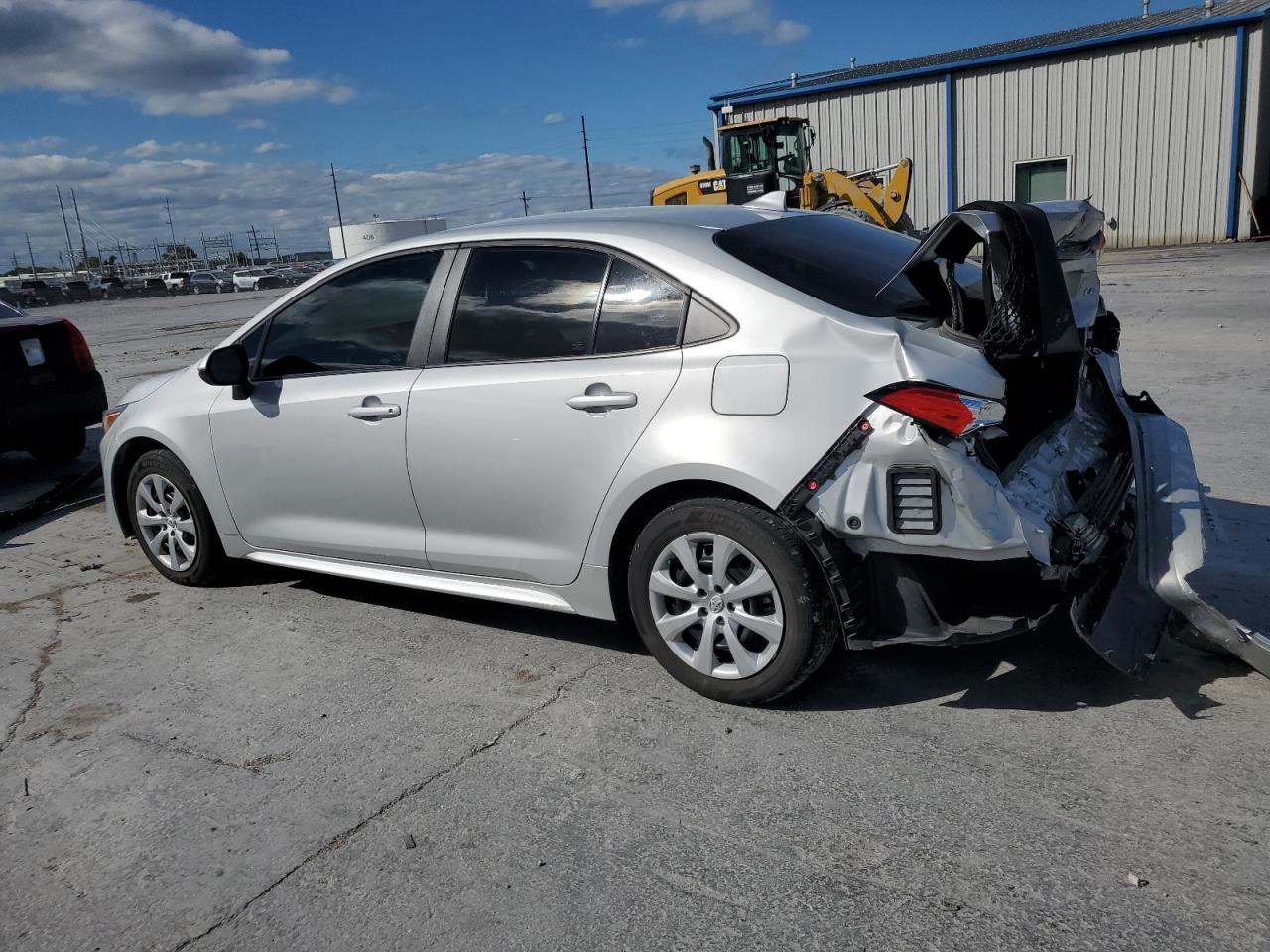 Image 2 of 2022 TOYOTA COROLLA LE 2022 with VIN 5YFEPMAE1NP296954