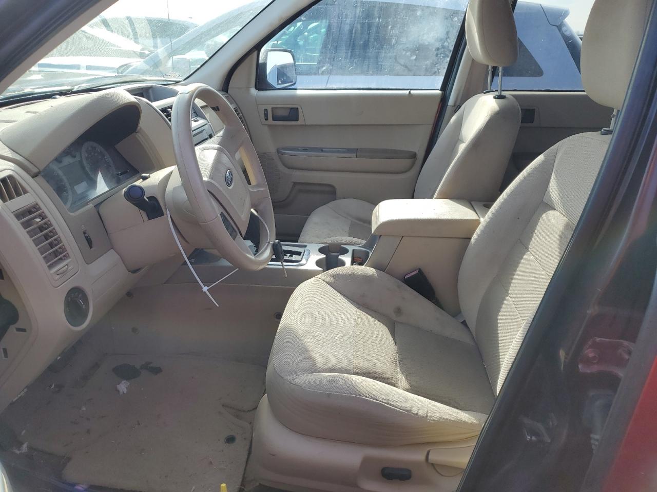 Изображение 1 2014 FORD ESCAPE SE 2014 с VIN 1FMCU0G92EUB95682