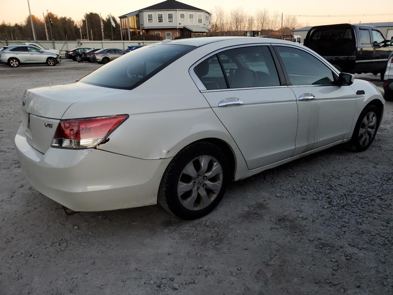 Image 3 of 2009 HONDA ACCORD EXL 2009 with VIN 1HGCP36829A045313