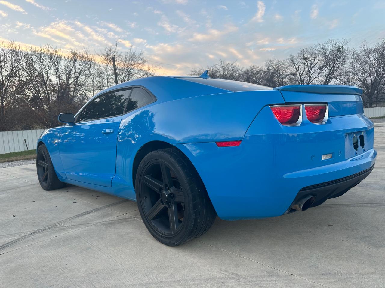 Obraz 3 z 2012 CHEVROLET CAMARO 2SS 2012 z VIN 2G1FK1EJ5C9209927