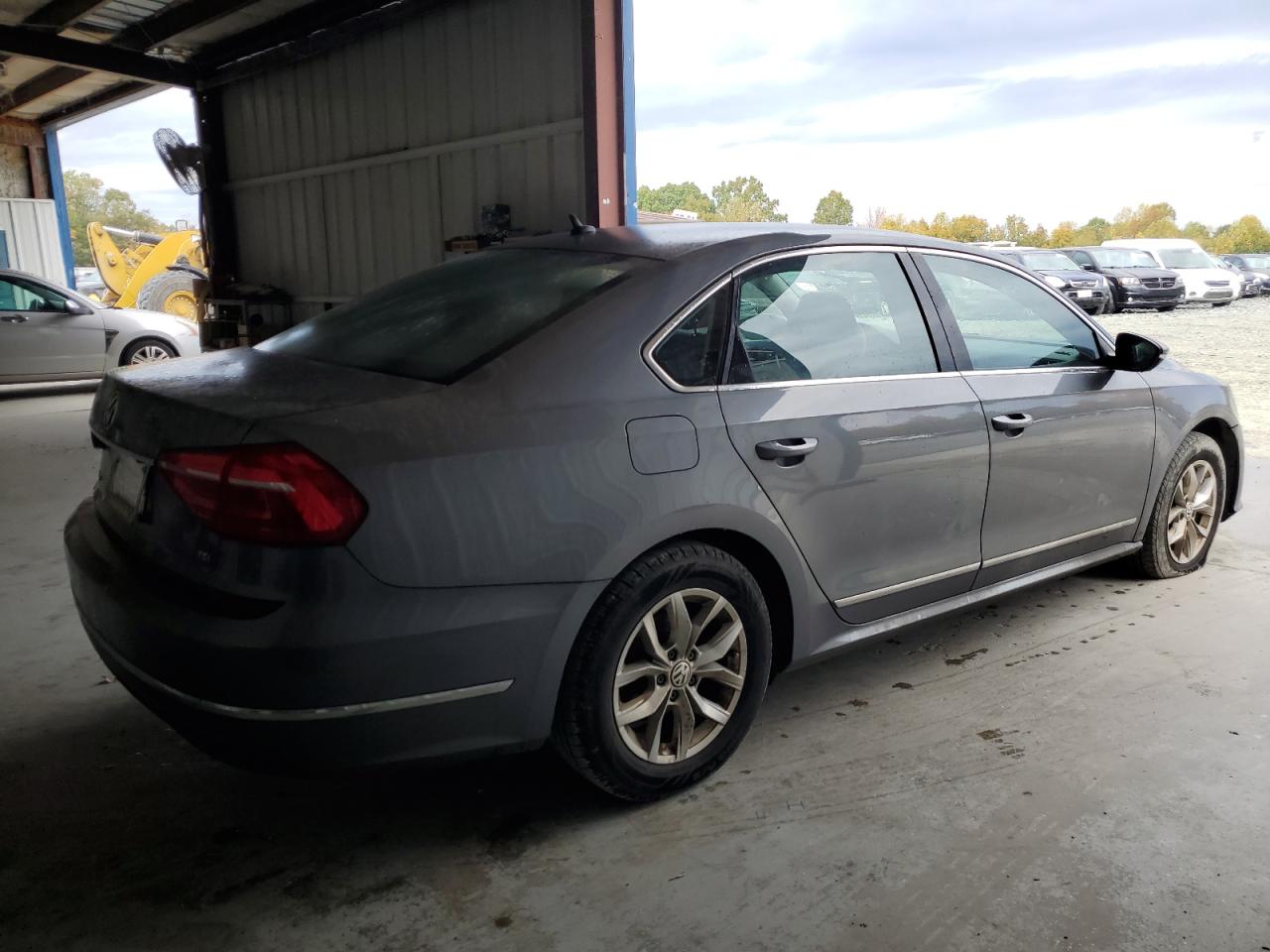 Obraz 3 z Volkswagen Passat S 2016 z VIN 1VWAT7A31GC035729