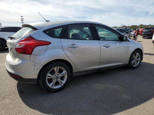 Image 3 of 2013 FORD FOCUS SE 2013 with VIN 1FADP3K25DL355396