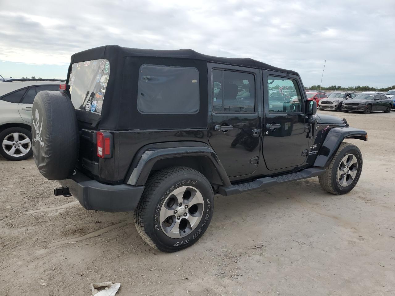 Изображение 3 2018 JEEP WRANGLER UNLIMITED SAHARA 2018 с VIN 1C4BJWEG4JL859784