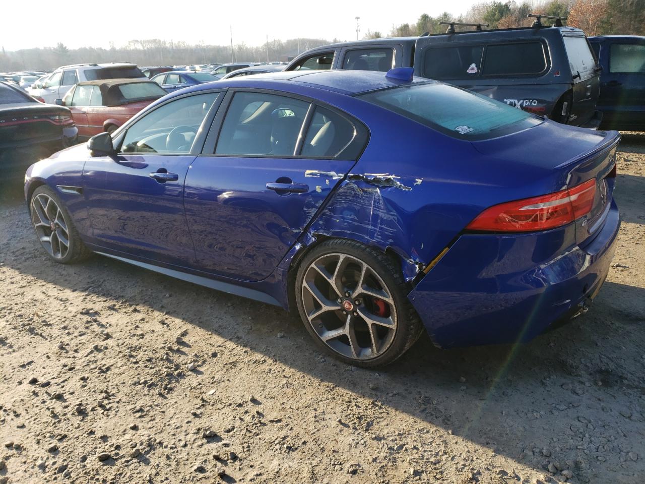Изображение 2 2018 JAGUAR XE S 2018 с VIN SAJAM4FV1JCP41519