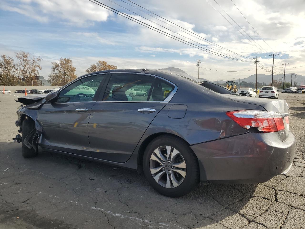 Изображение 2 2013 HONDA ACCORD LX 2013 с VIN 1HGCR2F30DA235130