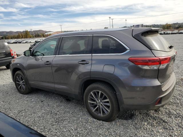 Obraz 2 z 2019 TOYOTA HIGHLANDER SE 2019 z VIN 5TDJZRFH1KS568379