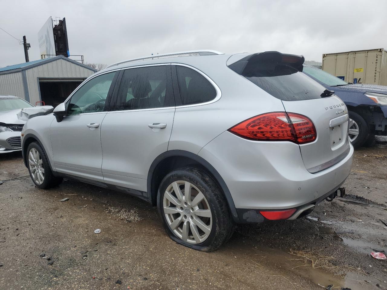 Obraz 2 z 2012 PORSCHE CAYENNE S 2012 z VIN WP1AB2A29CLA51718
