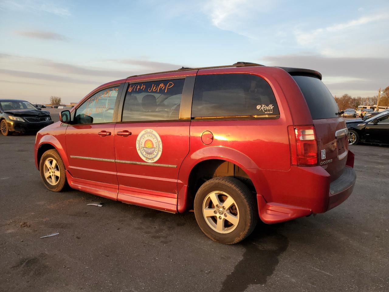 Obraz 2 z 2010 DODGE GRAND CARAVAN SXT 2010 z VIN 2D4RN5D16AR339381
