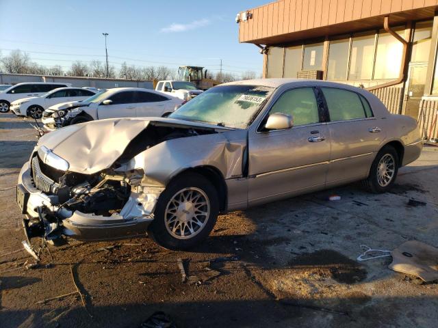 Obraz 1 z 2002 LINCOLN TOWN CAR SIGNATURE 2002 z VIN 1LNHM82W42Y610653