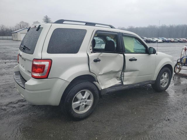 Image 3 of 2009 FORD ESCAPE XLT 2009 with VIN 1FMCU93749KC31009