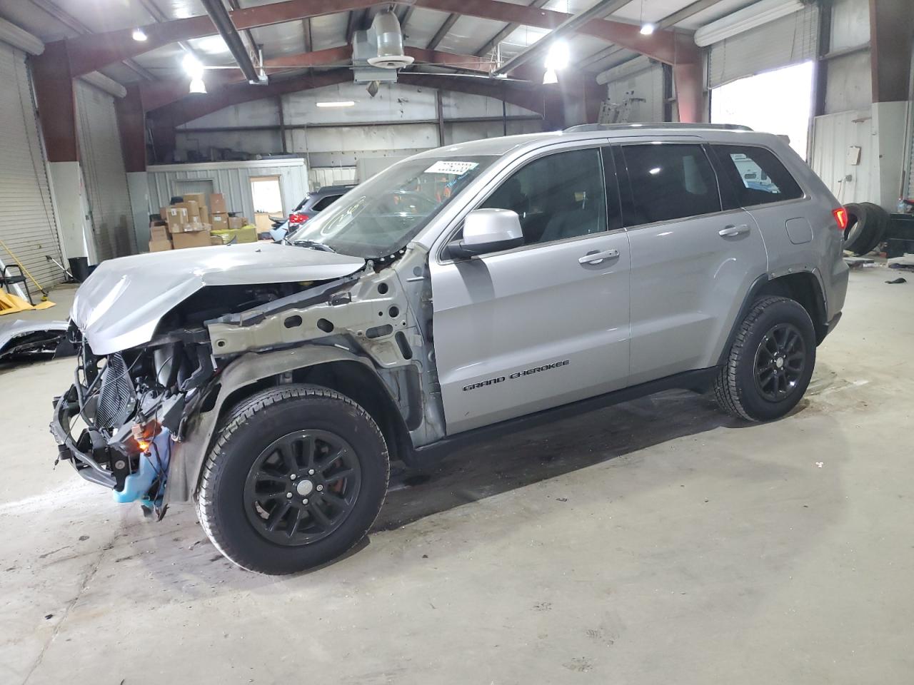 Image 1 of 2019 JEEP GRAND CHEROKEE LAREDO 2019 with VIN 1C4RJFAG7KC567715