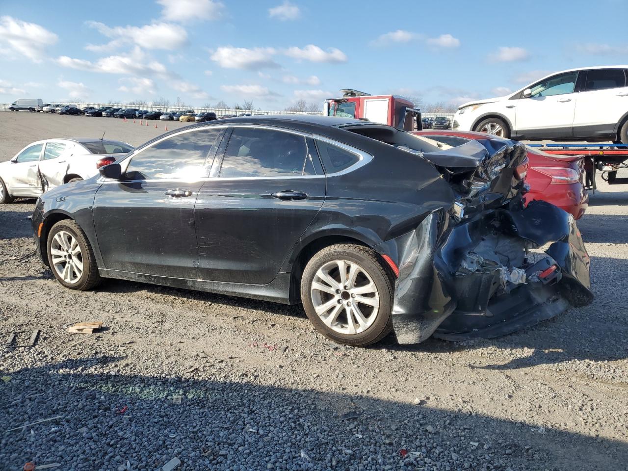 Obraz 2 z 2015 CHRYSLER 200 LIMITED 2015 z VIN 1C3CCCAB8FN745472