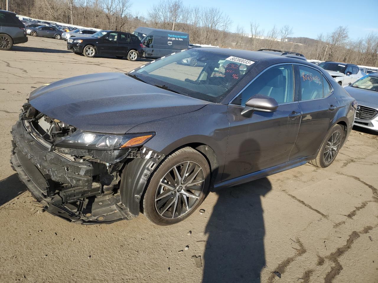 Image 1 of 2021 TOYOTA CAMRY SE 2021 with VIN 4T1G11AKXMU520623