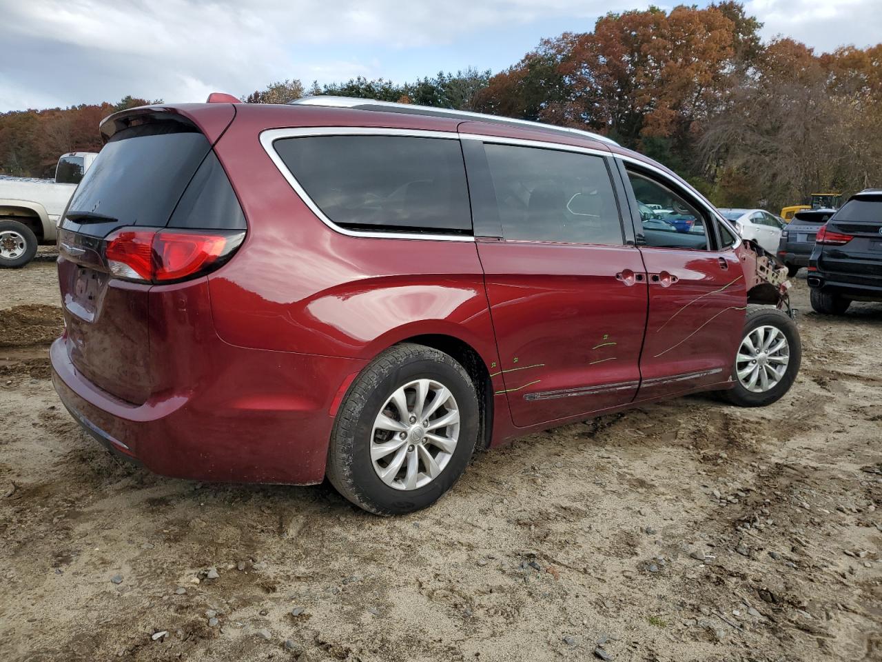 Obraz 3 z 2018 CHRYSLER PACIFICA TOURING L 2018 z VIN 2C4RC1BG0JR140328