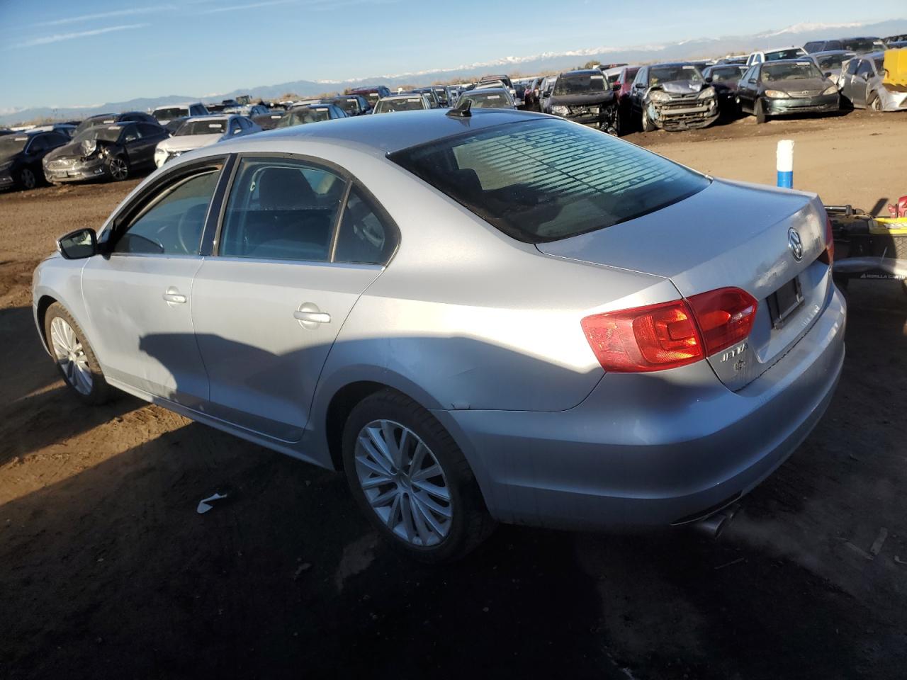 Изображение 2 2011 VOLKSWAGEN JETTA SEL 2011 с VIN 3VWLZ7AJ5BM379304