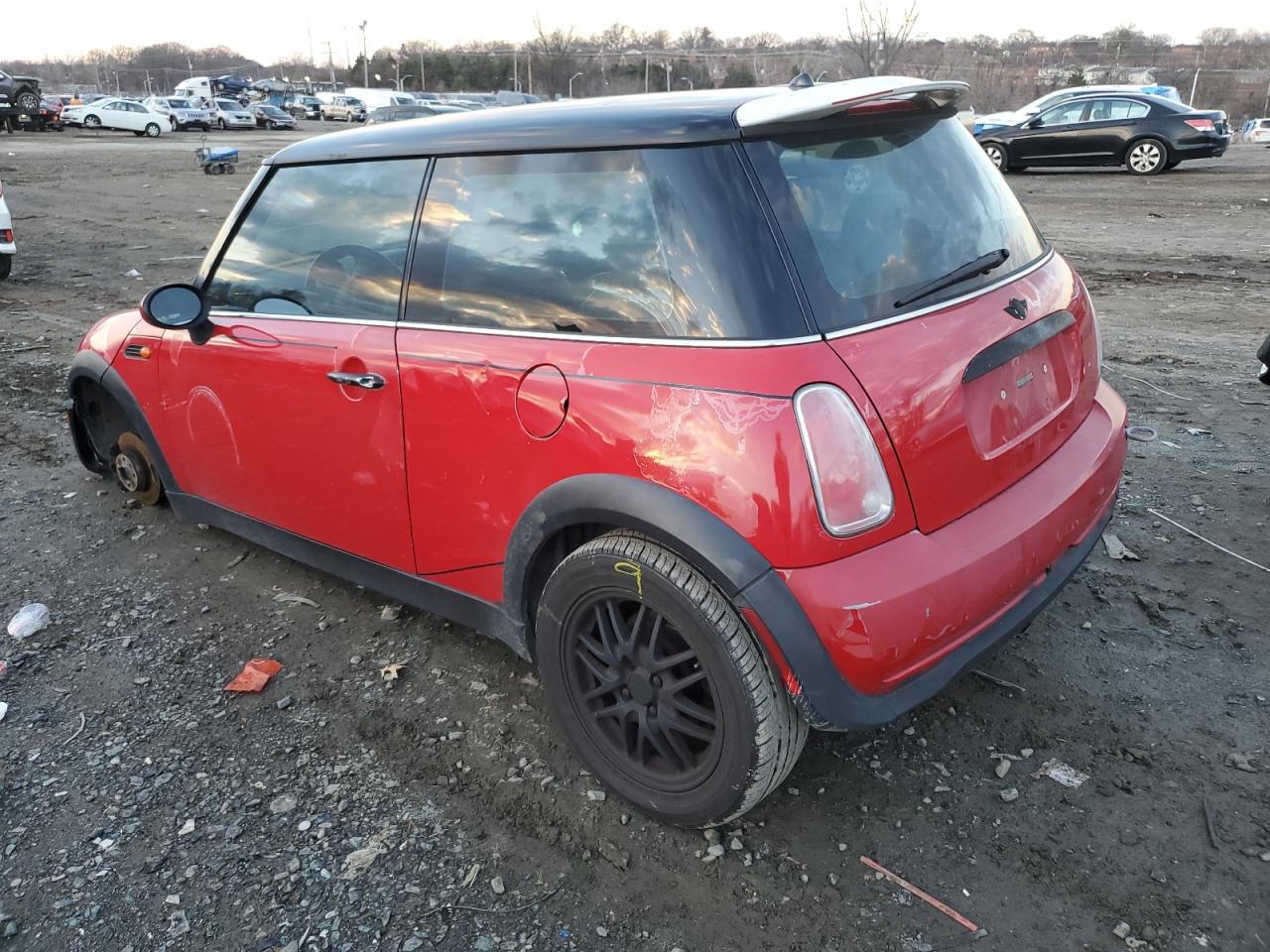 Image 2 of 2006 MINI COOPER  2006 with VIN WMWRC33506TK66808