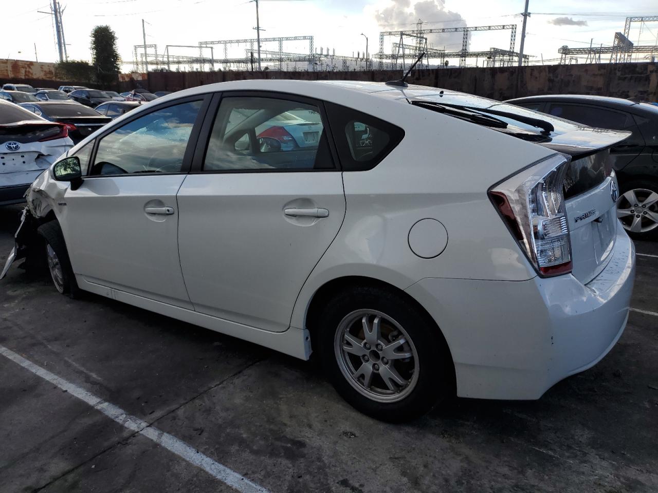 Obraz 2 z 2010 TOYOTA PRIUS  2010 z VIN JTDKN3DU9A0233658