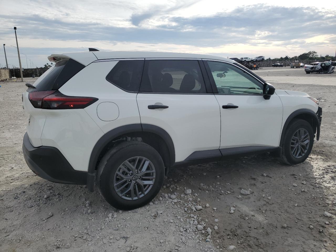 Image 3 of 2023 NISSAN ROGUE S 2023 with VIN 5N1BT3AA3PC865204