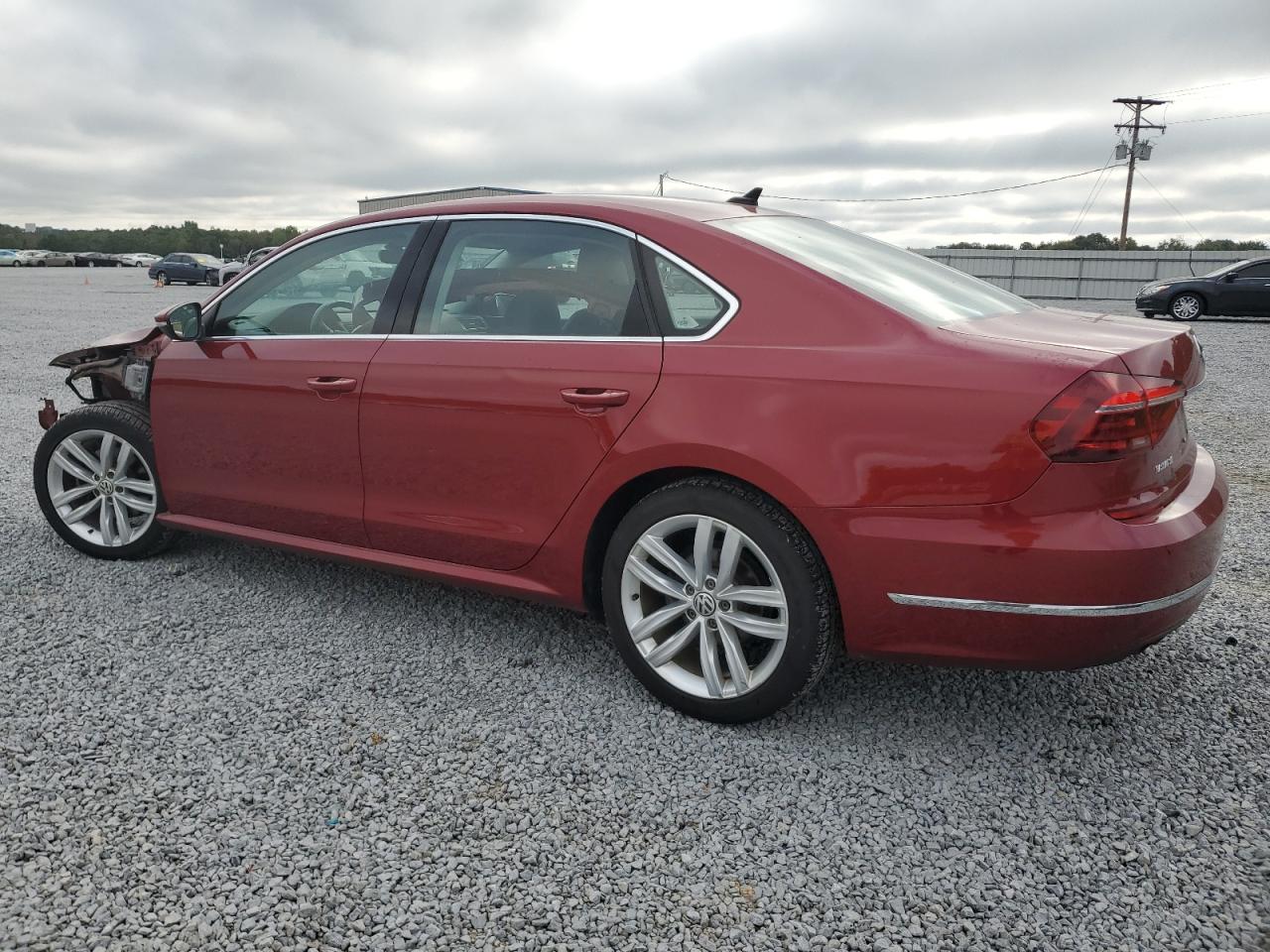 Obraz 2 z 2018 VOLKSWAGEN PASSAT SE 2018 z VIN 1VWBA7A36JC007023