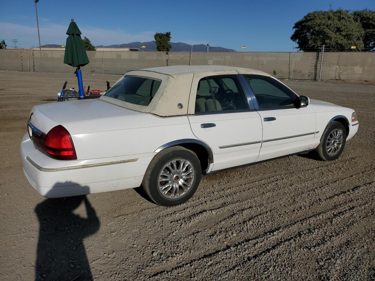 Image 3 of 2003 MERCURY GRAND MARQUIS GS 2003 with VIN 2MEFM74W03X607445