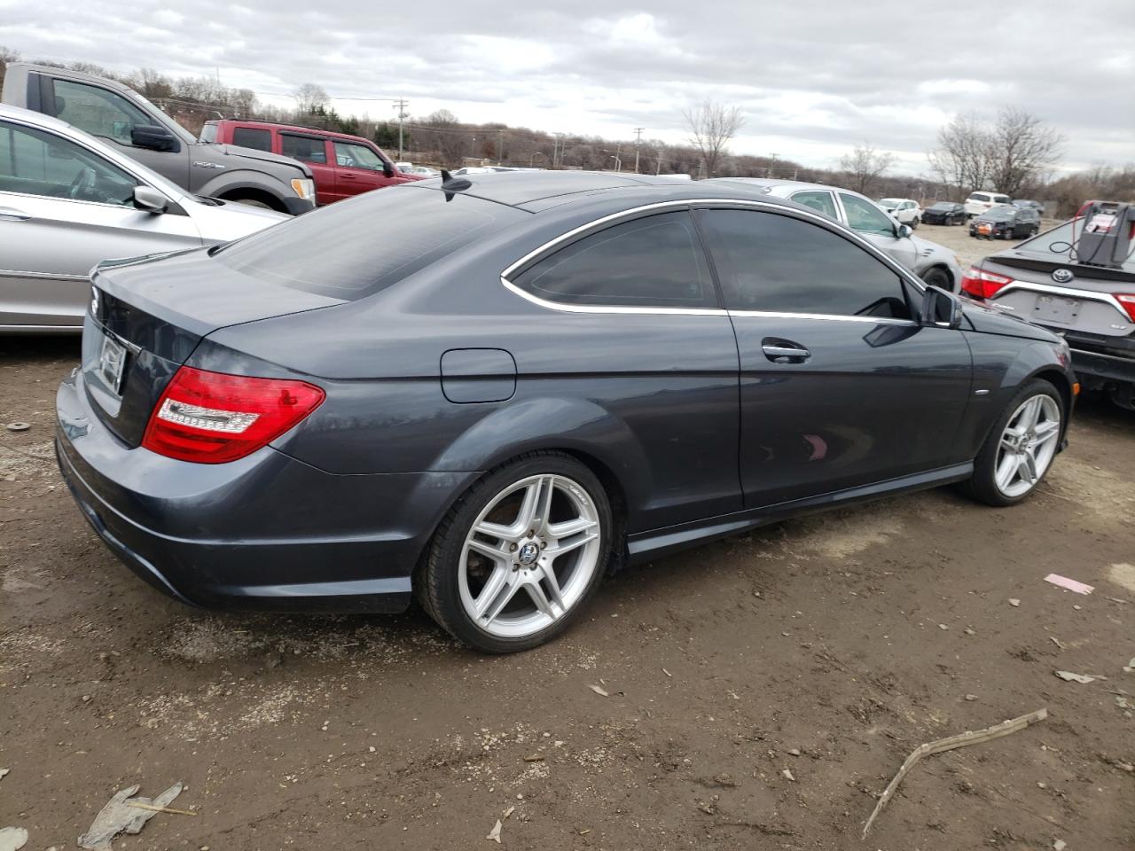 Image 3 of 2012 MERCEDES-BENZ C 250 2012 with VIN WDDGJ4HB4CF754826