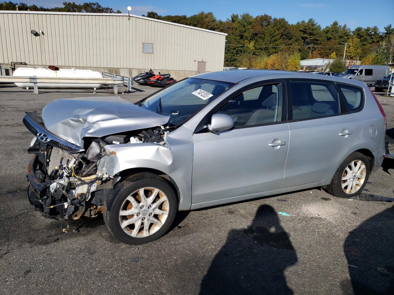 Image 1 of 2009 HYUNDAI ELANTRA TOURING  2009 with VIN KMHDC86E39U038589