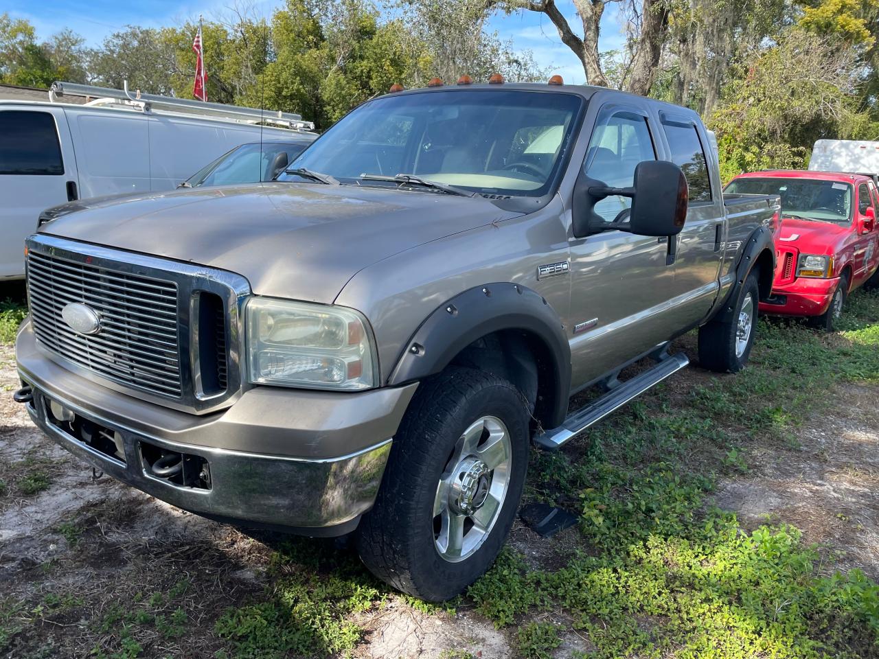 Image 2 of 2007 FORD F350 SRW SUPER DUTY 2007 with VIN 1FTWW31PX7EA16290