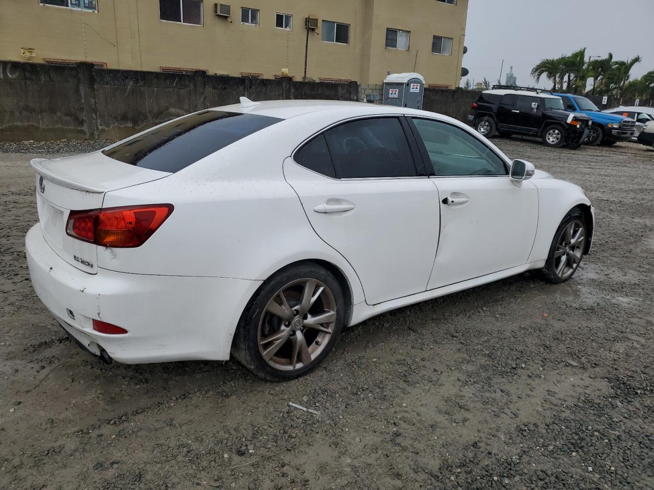 Изображение 3 2009 LEXUS IS 250 2009 с VIN JTHBK262595093992