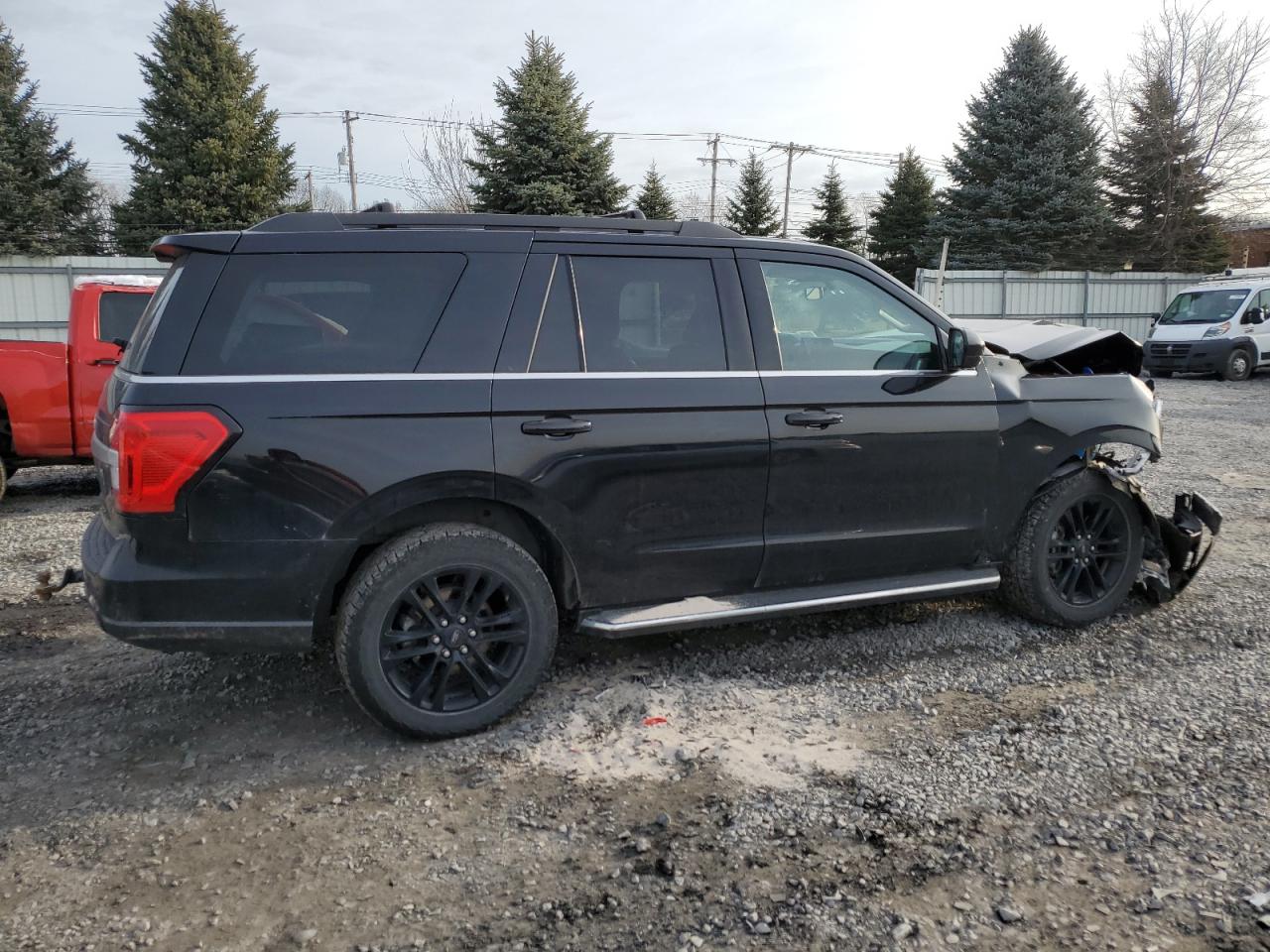 Image 3 of 2022 FORD EXPEDITION XLT 2022 with VIN 1FMJU1JT1NEA01624