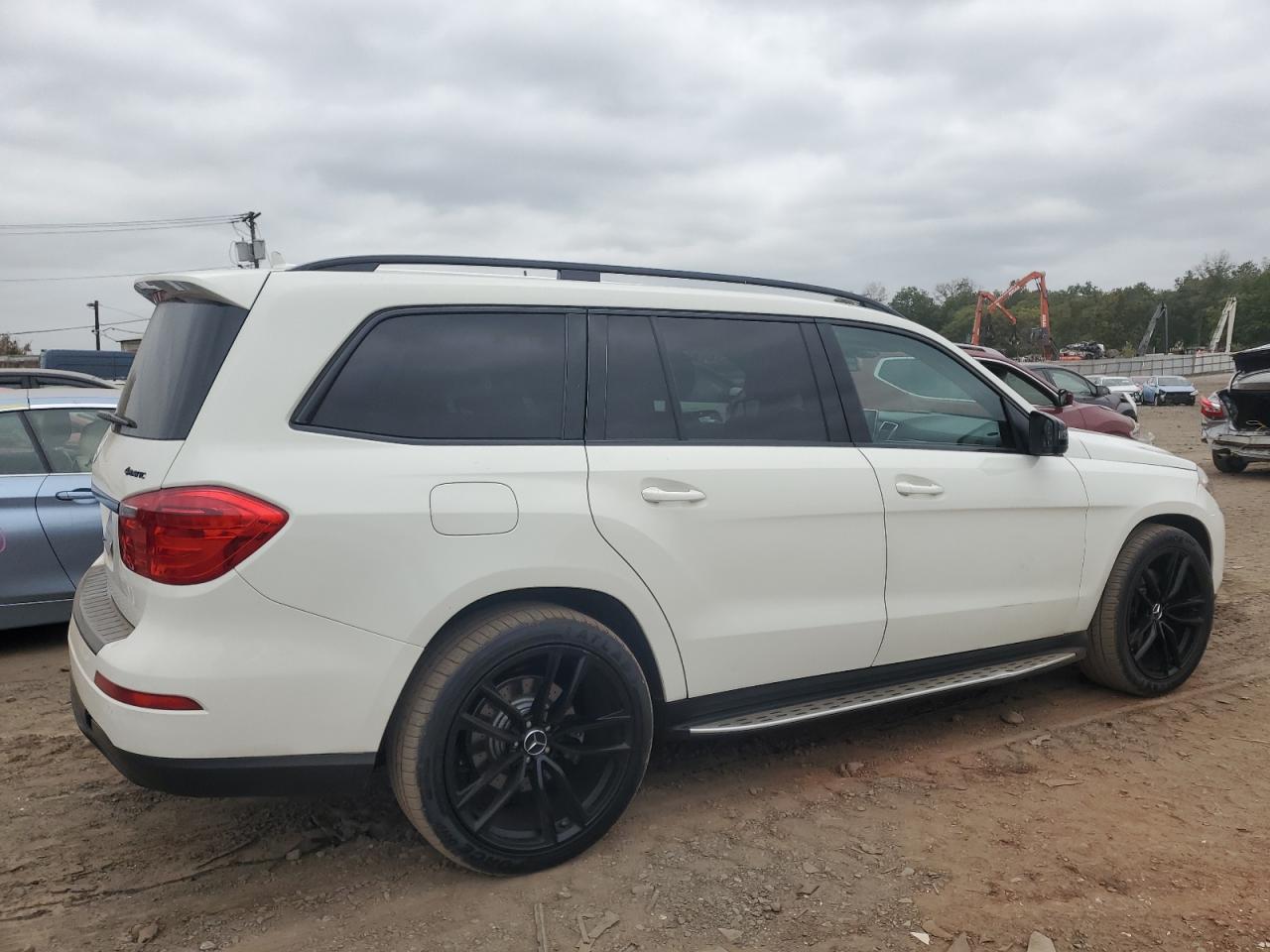 Obraz 3 z 2013 MERCEDES-BENZ GL 450 4MATIC 2013 z VIN 4JGDF7CE8DA152619