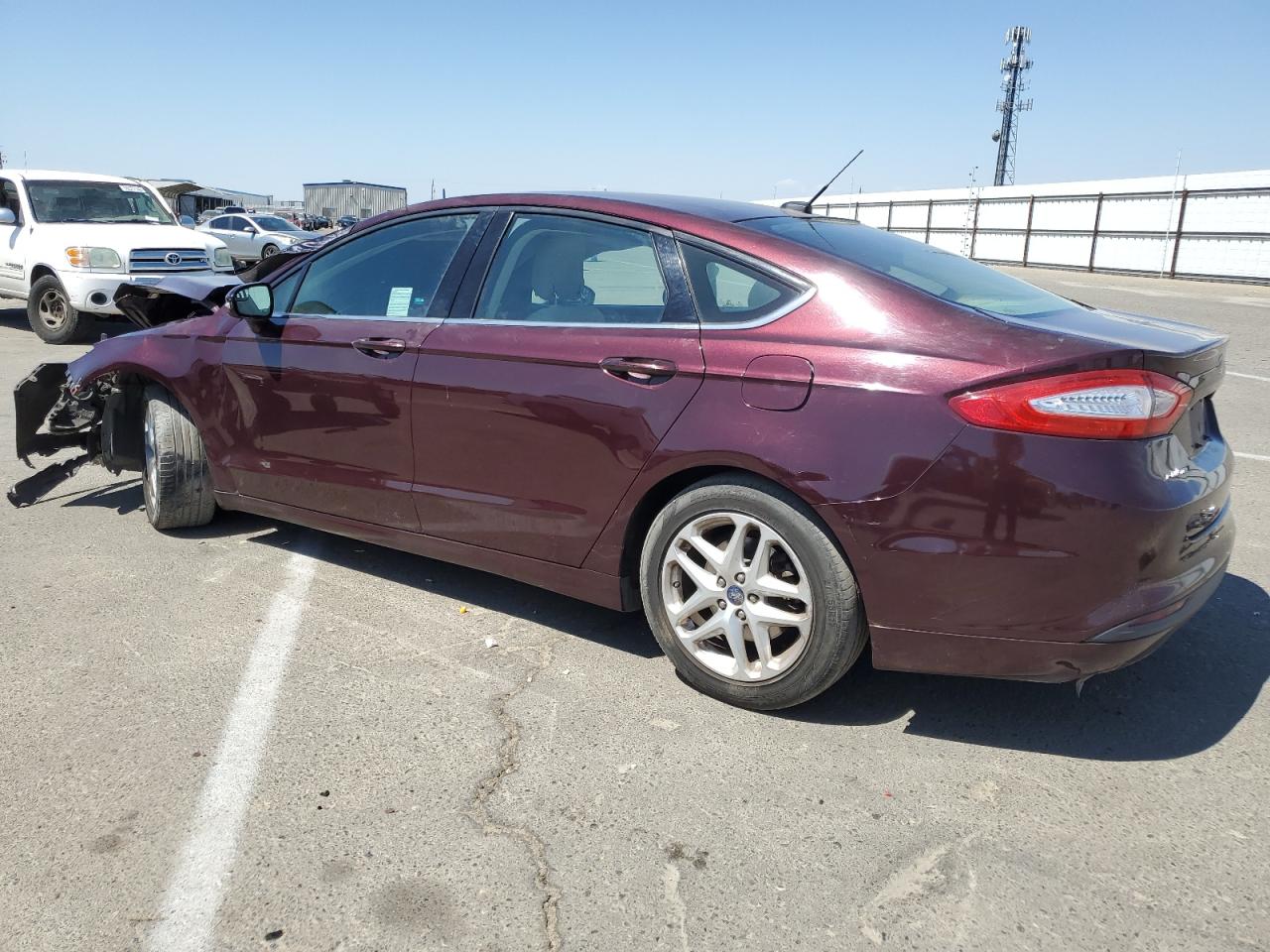 Изображение 2 2013 FORD FUSION SE 2013 с VIN 3FA6P0H76DR388421