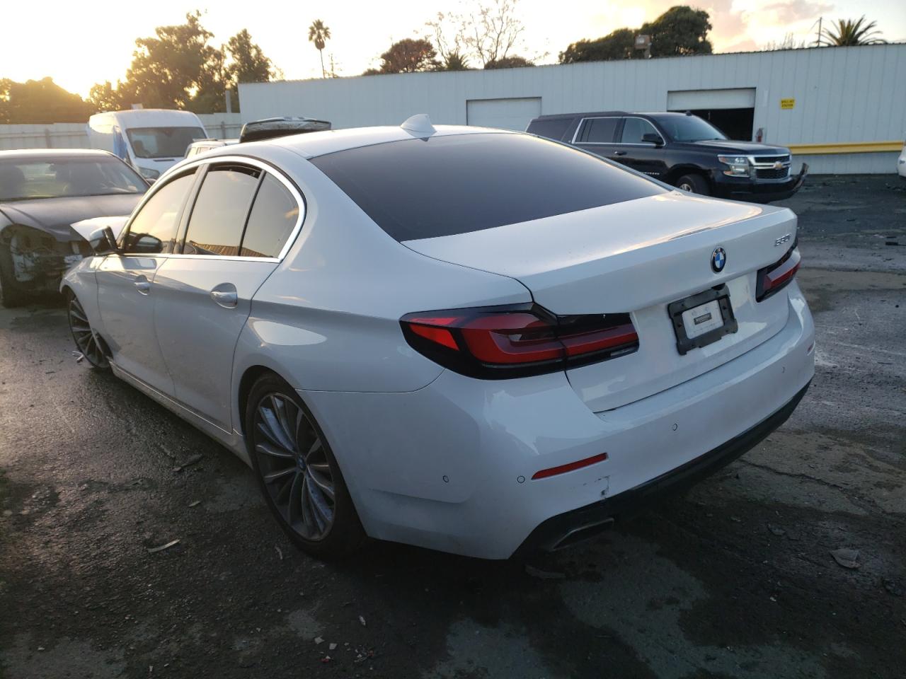Изображение 2 2021 BMW 530 I 2021 с VIN WBA53BH06MCF82171