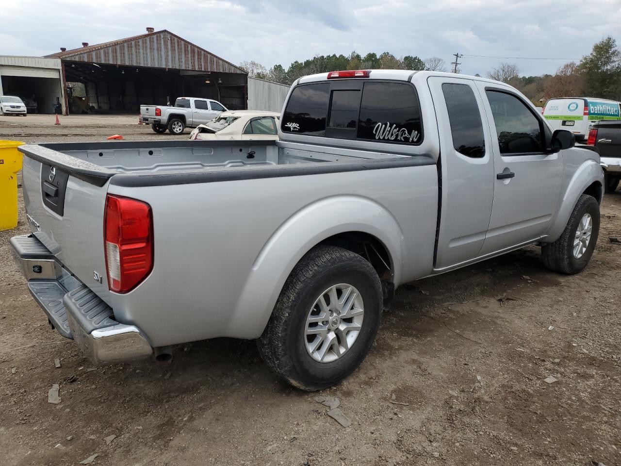 Image 3 of 2016 NISSAN FRONTIER SV 2016 with VIN 1N6AD0CU5GN784757